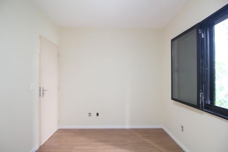 Apartamento à venda com 120m², 3 quartos e 3 vagasQuarto 4