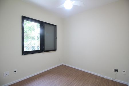 Apartamento à venda com 120m², 3 quartos e 3 vagasQuarto 3