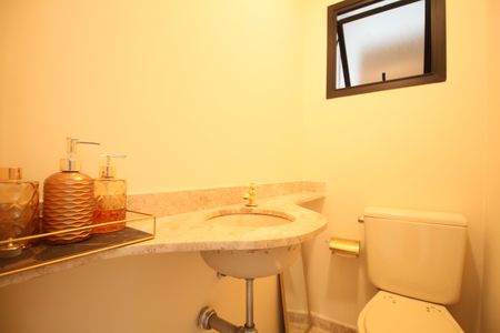 Apartamento à venda com 120m², 3 quartos e 3 vagaslavabo 