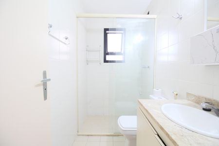 Apartamento à venda com 120m², 3 quartos e 3 vagasBanheiro 1
