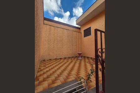 Casa à venda com 159m², 3 quartos e 2 vagasÁrea externa