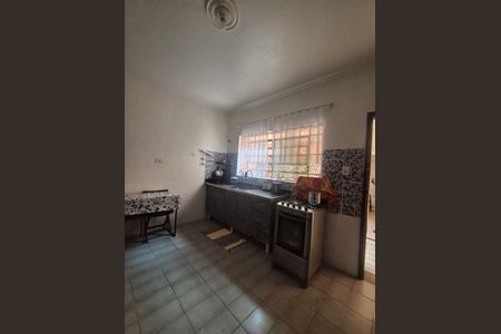 Casa à venda com 159m², 3 quartos e 2 vagasCozinha