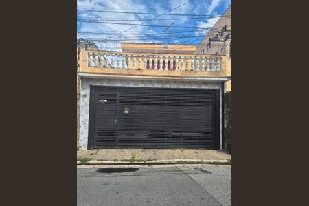 Casa à venda com 159m², 3 quartos e 2 vagasFachada