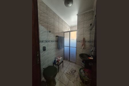 Casa à venda com 159m², 3 quartos e 2 vagasBanheiro