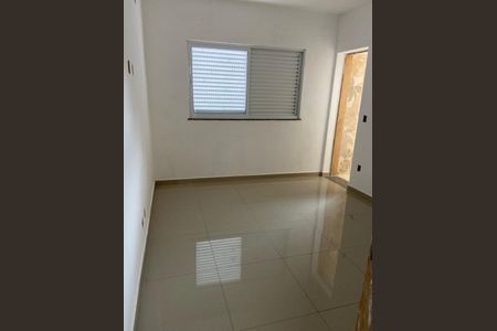 Casa à venda com 3 quartos, 172m² em Vila Invernada, São Paulo