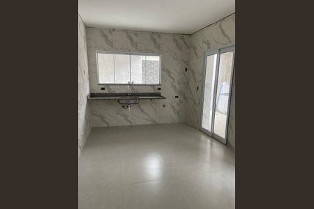 Casa à venda com 3 quartos, 172m² em Vila Invernada, São Paulo