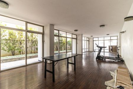 Apartamento à venda com 270m², 4 quartos e 2 vagas Apartamento à venda com 270m², 4 quartos e 2 vagasÁrea comum