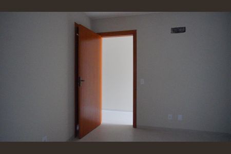 Casa à venda com 158m², 2 quartos e 2 vagas