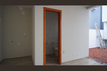 Casa à venda com 158m², 2 quartos e 2 vagas Casa à venda com 158m², 2 quartos e 2 vagasÁrea serviço