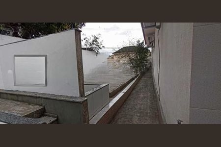 Casa à venda com 138m², 2 quartos e 3 vagas