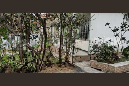 Casa à venda com 138m², 2 quartos e 3 vagas