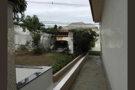 Casa à venda com 2 quartos, 138m² em Pechincha, Rio de Janeiro