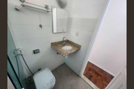 Apartamento à venda com 32m², 1 quarto e 1 vaga