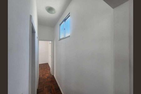 Apartamento à venda com 32m², 1 quarto e 1 vaga