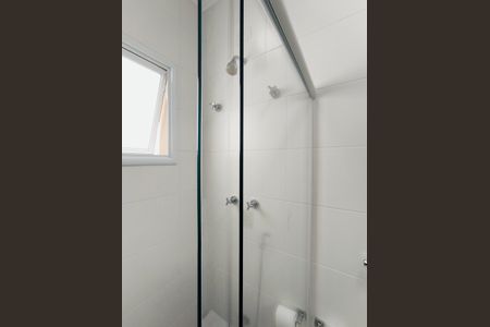 Casa de condomínio à venda com 312m², 3 quartos e 4 vagasBanheiro da Suíte 2