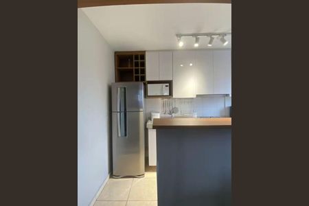 Cozinha  de apartamento para alugar com 2 quartos, 49m² em Humaitá, Porto Alegre