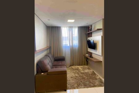 Sala  de apartamento para alugar com 2 quartos, 49m² em Humaitá, Porto Alegre