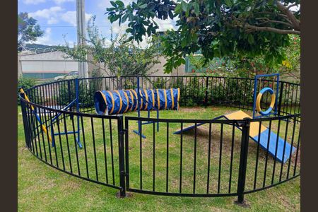 Apartamento para alugar com 72m², 2 quartos e 1 vagaÁrea pet