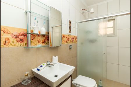 Casa à venda com 102m², 2 quartos e 2 vagasBanheiro 2