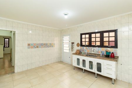 Casa à venda com 102m², 2 quartos e 2 vagasCozinha