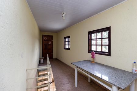 Casa à venda com 102m², 2 quartos e 2 vagasQuarto de Serviço