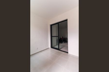 Varanda de apartamento à venda com 2 quartos, 67m² em Jardim Flor da Montanha, Guarulhos