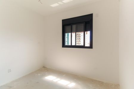 Quarto 1 de apartamento à venda com 2 quartos, 67m² em Jardim Flor da Montanha, Guarulhos