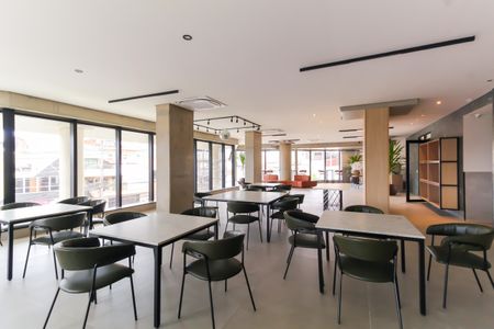 Apartamento à venda com 67m², 2 quartos e 1 vagaÁrea comum - Salão de festas