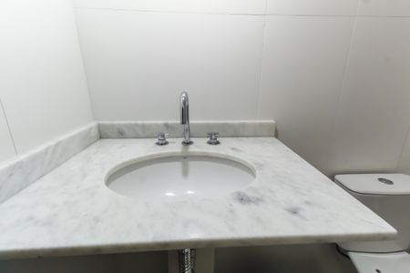 Apartamento à venda com 67m², 2 quartos e 1 vagaBanheiro da Suíte 2