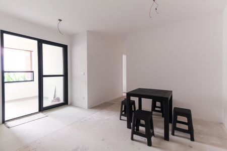 Sala de apartamento à venda com 2 quartos, 67m² em Jardim Flor da Montanha, Guarulhos