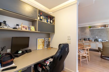 Apartamento à venda com 103m², 3 quartos e 2 vagasEscritório