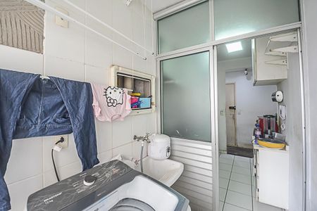 Apartamento à venda com 73m², 3 quartos e 1 vaga Apartamento à venda com 73m², 3 quartos e 1 vagaÁrea de Serviço