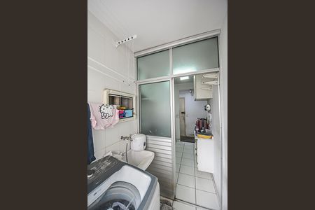 Apartamento à venda com 73m², 3 quartos e 1 vaga Apartamento à venda com 73m², 3 quartos e 1 vagaÁrea de Serviço