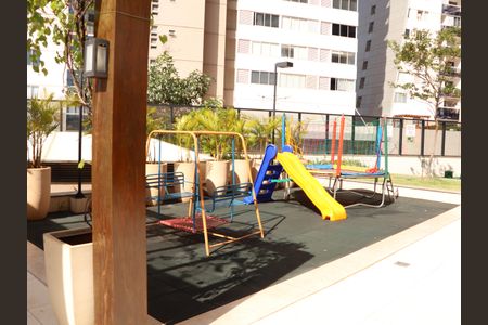 Apartamento para alugar com 117m², 3 quartos e 2 vagasÁrea comum - Playground