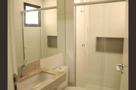 Banheiro de apartamento para alugar com 3 quartos, 117m² em Alphaville Araguaia, Goiânia