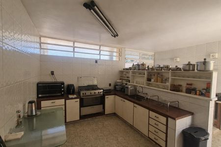Casa à venda com 4 quartos, 388m² em Chácara Urbana, Jundiaí
