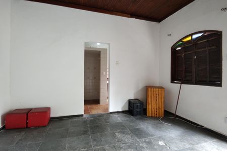 Sala de casa para alugar com 1 quarto, 50m² em Freguesia (jacarepaguá), Rio de Janeiro