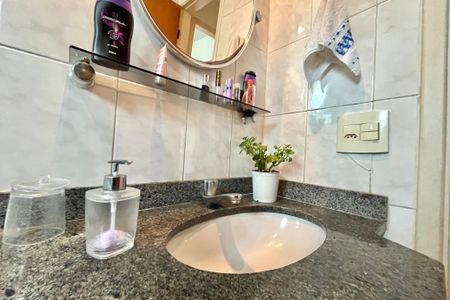 Apartamento à venda com 54m², 2 quartos e 1 vagaBanheiro