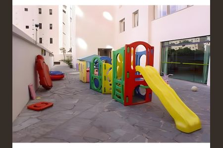 Apartamento para alugar com 256m², 3 quartos e 3 vagas