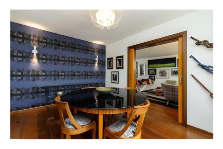 Apartamento para alugar com 256m², 3 quartos e 3 vagas