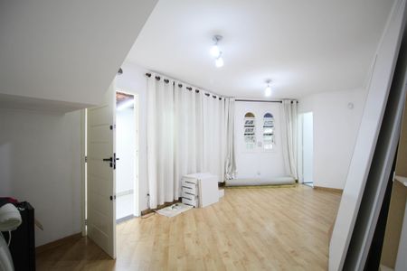 Casa para alugar com 123m², 3 quartos e 3 vagasSala