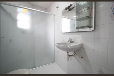 Casa para alugar com 123m², 3 quartos e 3 vagasBanheiro 1