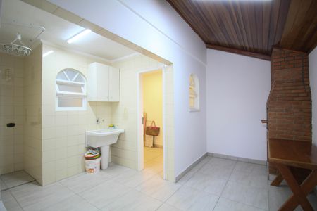 Casa para alugar com 123m², 3 quartos e 3 vagasÁrea de Serviço