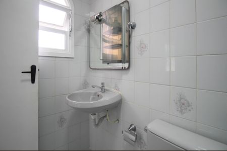 Casa para alugar com 123m², 3 quartos e 3 vagasBanheiro 2