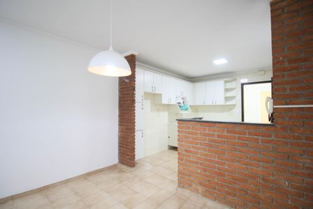 Casa para alugar com 123m², 3 quartos e 3 vagasCozinha - Copa