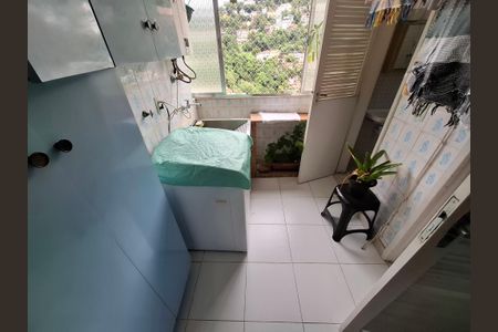 Apartamento à venda com 81m², 3 quartos e 1 vaga Apartamento à venda com 81m², 3 quartos e 1 vagaÁrea de serviço