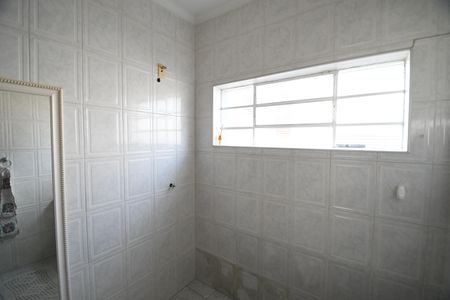 Casa à venda com 180m², 3 quartos e 2 vagasBanheiro Social