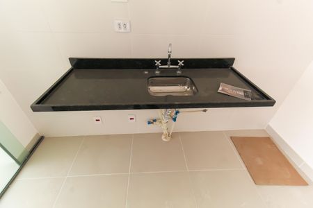 Sala/Cozinha de apartamento à venda com 2 quartos, 75m² em Quarta Parada, São Paulo