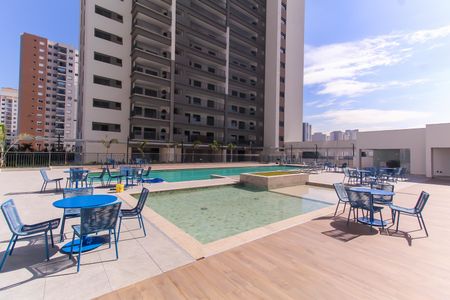 Apartamento à venda com 75m², 2 quartos e 1 vagaÁrea comum - Piscina