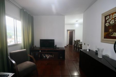 Apartamento para alugar com 102m², 3 quartos e 1 vaga Apartamento para alugar com 102m², 3 quartos e 1 vagaSala